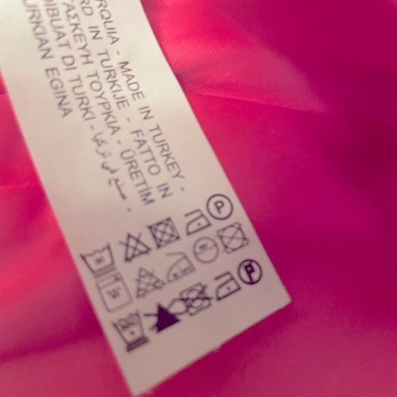 Zara Large Bra - Crop Style. Pink Satin with dainty heart ❤️ buttons for closure - Picture 7 of 7